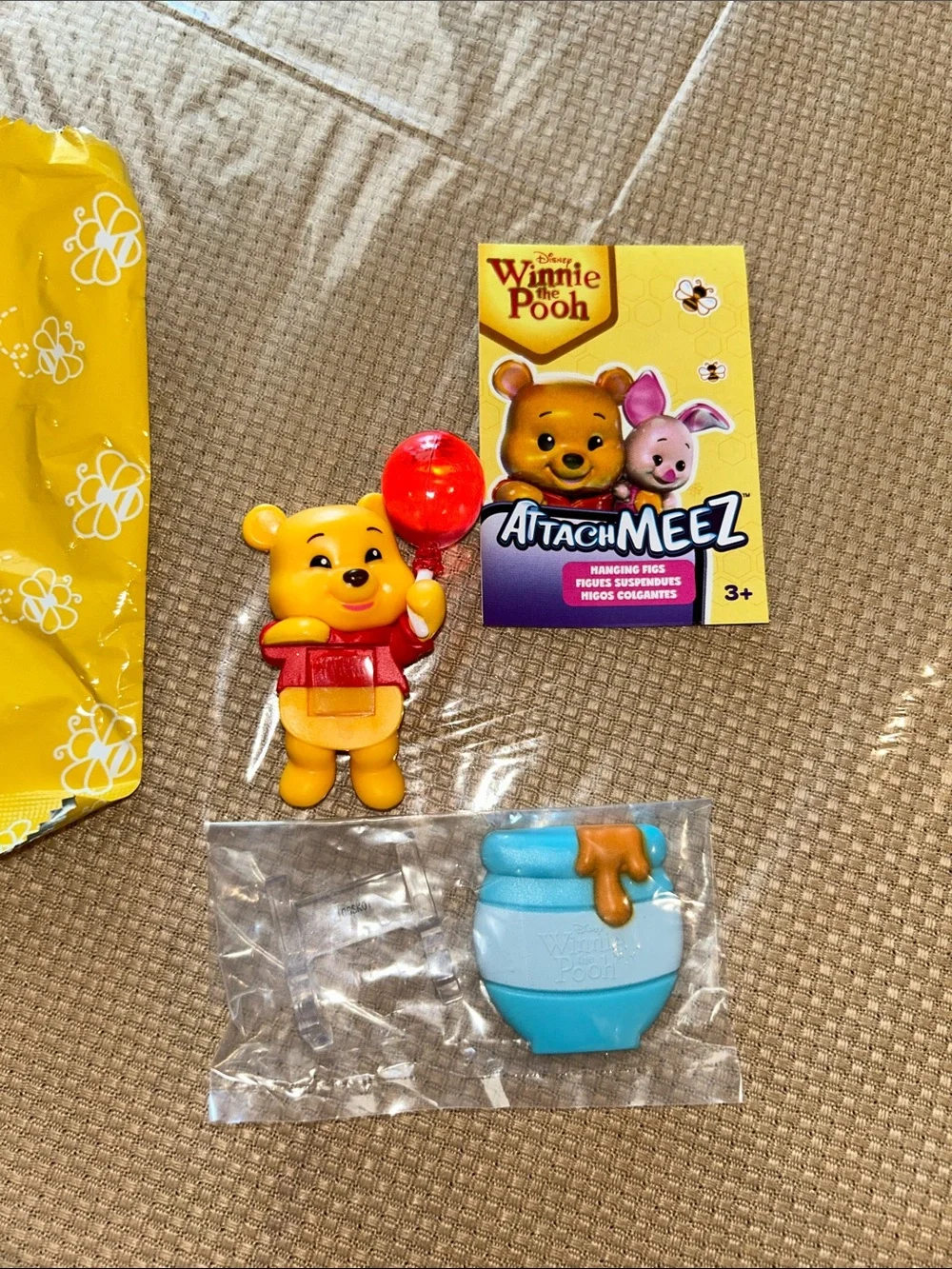 Winnie the Pooh with Red Ballon Attachmeez